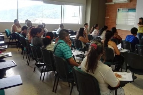 En Ibagué 115 microempresarios iniciaron proceso de formación con el SENA