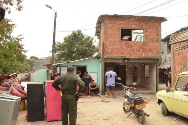 Derrumbaron vivienda que era usada para microtráfico