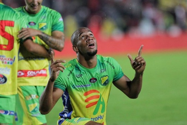 Atlético Huila... ¡Sin jugar salva la categoría!