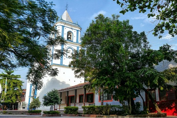 Suspenden a concejal de Villavieja, Huila