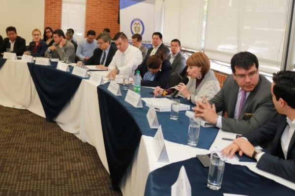 Aun no hay acuerdo sobre salario mínimo.