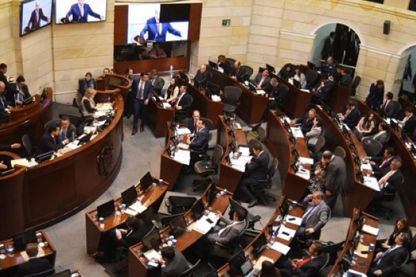 Congreso aprueba Ley de Financiamiento que busca reactivar la economía y la inversión en las regiones.