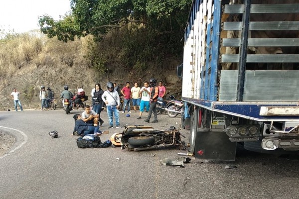 Motociclista perdió la vida en choque contra Camión en Garzón