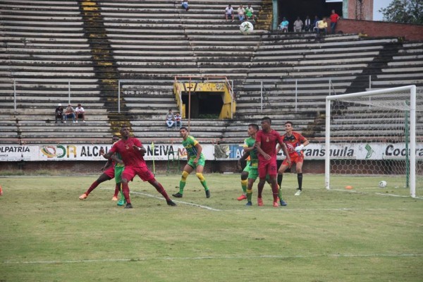 Primer examen de pretemporada para el Huila