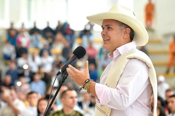 Gobierno busca reactivar el proceso licitatorio para hacer realidad el corredor vial Isnos – Paletará – Popayán