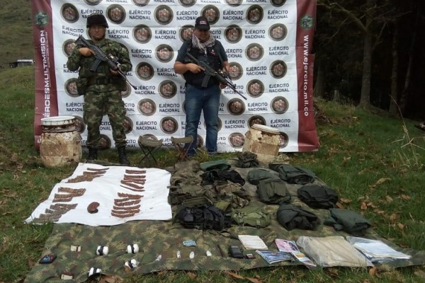 En Baraya, Material de guerra, intendencia y explosivos fue hallado por el Ejército