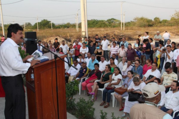Inician obras de 199 viviendas nuevas en Aipe