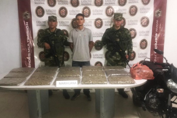 Joven mototaxista es capturado con cargamento de Marihuana