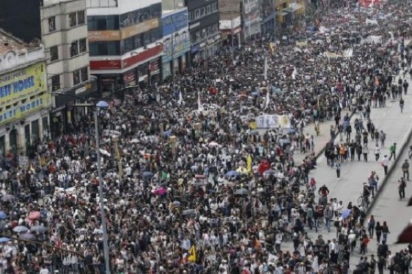 Jueves 25 día de paro nacional