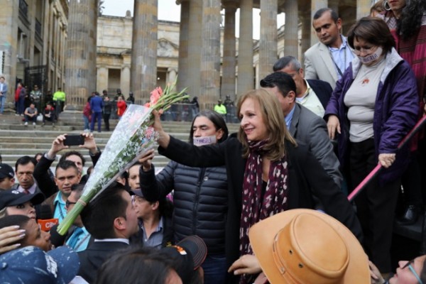 Anulada elección de Ángela María Robledo como representante a la Cámara