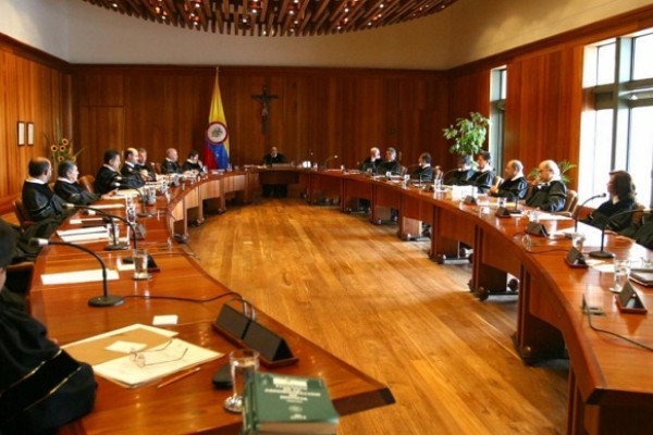 Chuzadas telefónicas ponen en alerta la Corte Constitucional