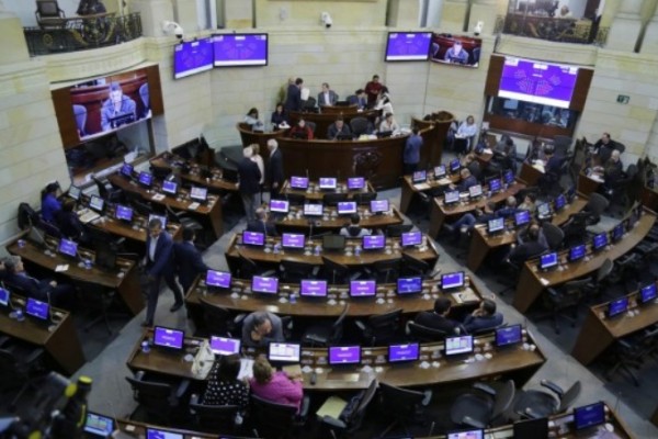 Aprobado en tercer debate proyecto anticorrupción