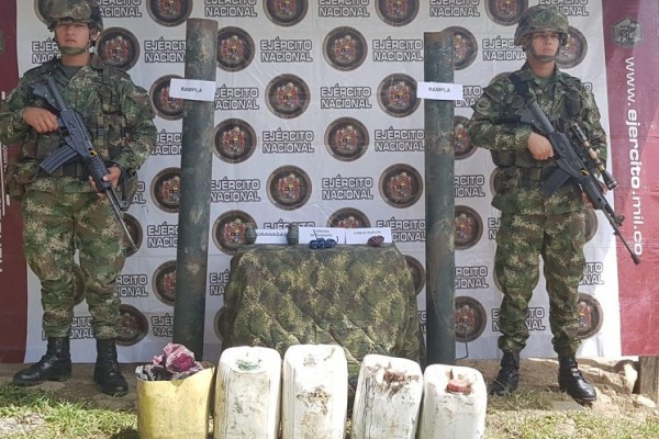 En Algeciras ejercito ubicó una caleta de explosivos