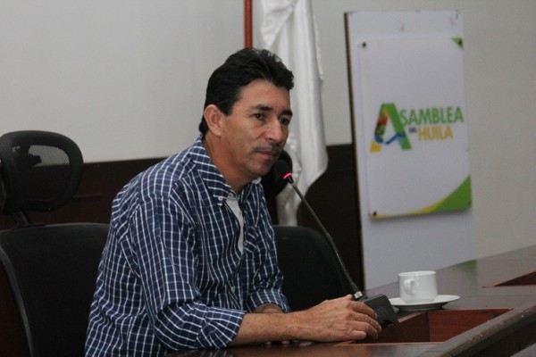 Presidente de la Asamblea sale a desmentir al Periódico La Nación