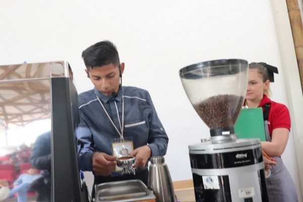 Se desarrolla en Pitalito el primer encuentro departamental juvenil de baristas.