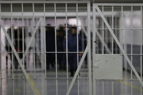 Eliminan casa por cárcel para funcionarios corruptos