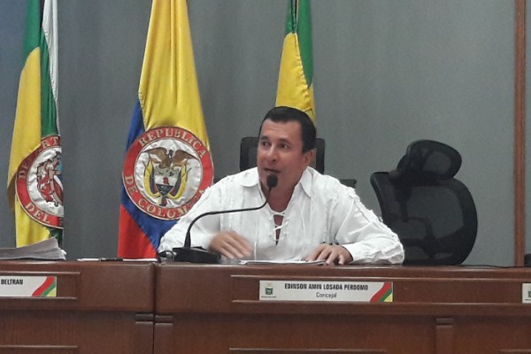 El concejal de Neiva Carlos Posada se quedó sin aval