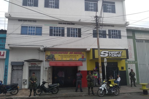 Reconocidos almacenes de Neiva sería testaferros de alias el 'Paisa'