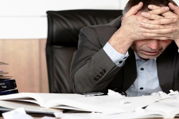 Colombianos, entre los que más horas trabajan y menos calidad de vida tienen