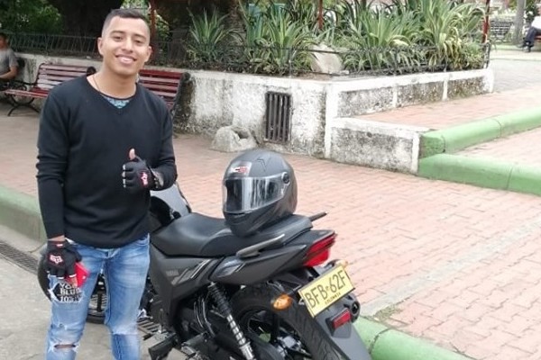 Accidentado y sin moto