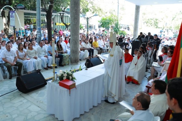 Con una eucaristía en el edificio municipal inició labores Gorky Muñoz como Alcalde de Neiva