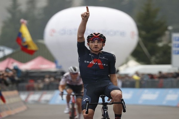 Tao Geoghegan Hart ganó la etapa 15, la más dura hasta ahora