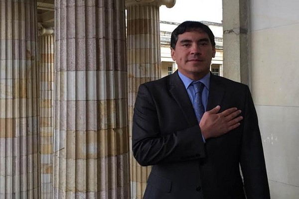 Álvaro Hernán Prada nuevo Comisionado de Acusaciones del Congreso