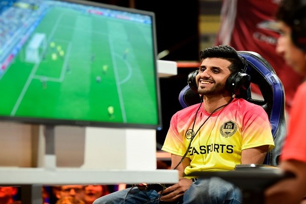 Torneo virtual de PS4 y Billar Pool en Neiva