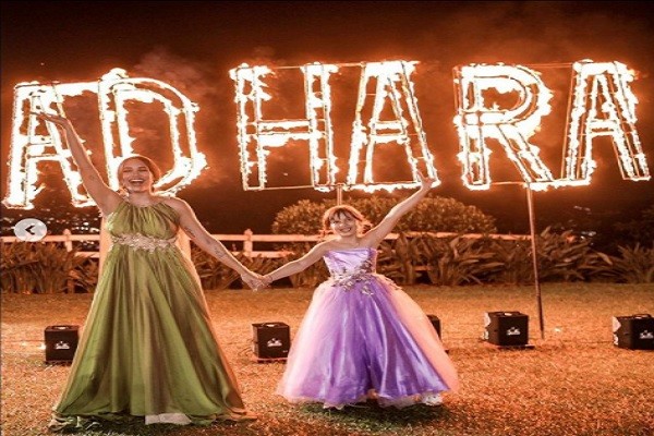 El ostentoso baby shower de Andrea Valdiri