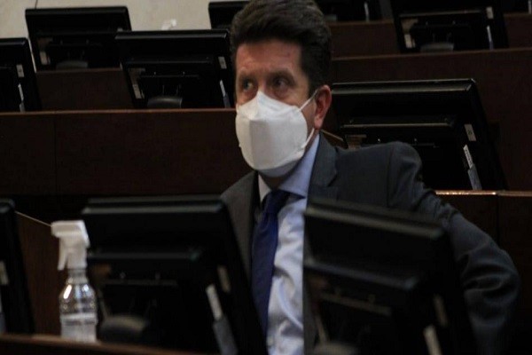 Cámara cita al Ministro de Defensa a moción de censura