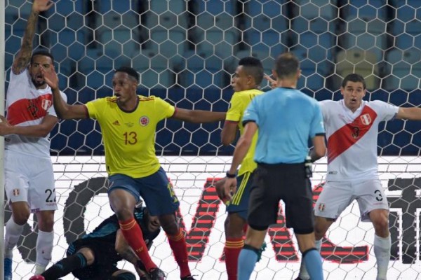 Colombia perdió y Perú cobró revancha