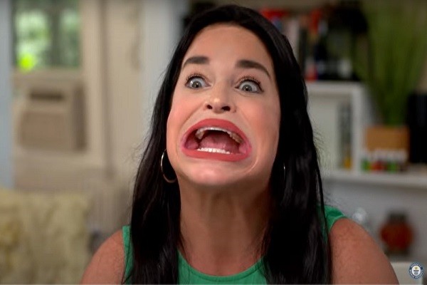 Samantha Ramsdell ganó el Récord Guinness a la boca más grande del mundo