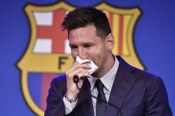 Lionel Messi se despidió del Barça entre lágrimas