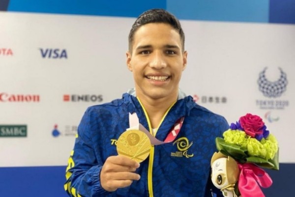 Nuevo oro y récord paralímpico y es colombiano