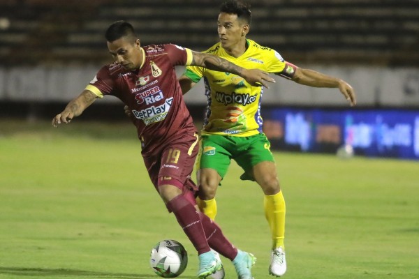 Clásico del Tolima grande se pintó de vinotinto y oro