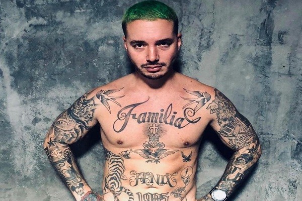 J Balvin disgustado con la organización de los Premios Latin Grammy