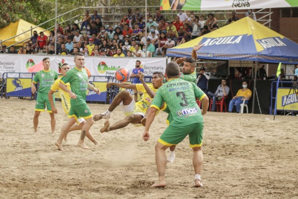 Sin playa, pero con actitud para conquistar los Juegos Nacionales de Mar y Playa