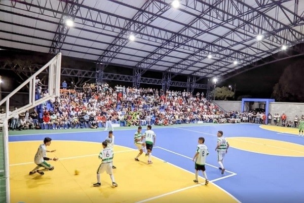 Torneo de fútbol de salón llega a su recta final