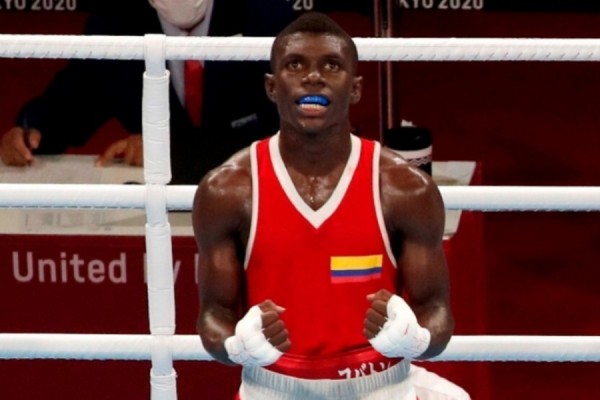 Yuberjen Martínez y la Selección en Campeonato Mundial de boxeo
