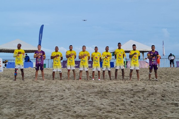 Selección Huila de fútbol playa cerca de la semifinal