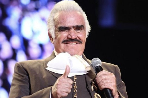 Despierto e interactuando: así es el estado de salud de Vicente Fernández