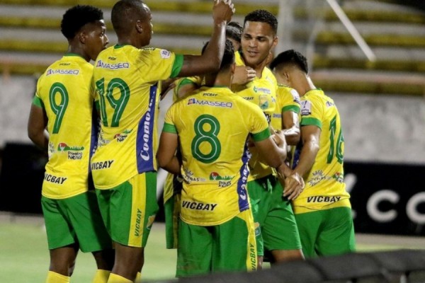 Jugador del Huila negó recibir motivación extra para vencer a Envigado