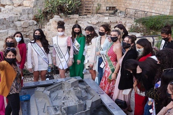 Candidatas a Miss Universo recorrieron la Ciudad Sagrada de Jerusalén
