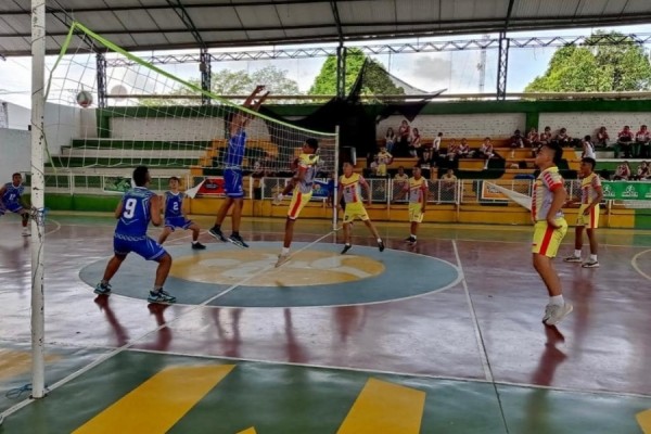 Deportistas huilenses en el zonal regional