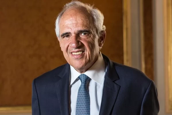 Operaron de urgencia al expresidente Ernesto Samper