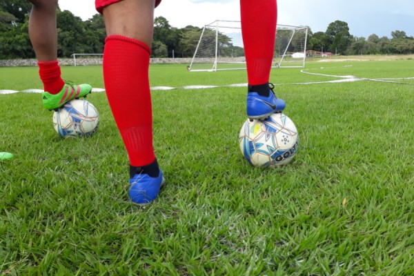 Abierta convocatoria de fútbol femenino