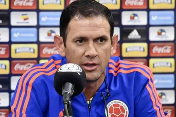 Arturo Reyes vuelve a postularse para ser técnico de Colombia