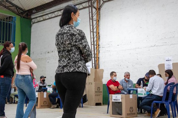 Pacto Histórico, lidera listas de testigos electorales