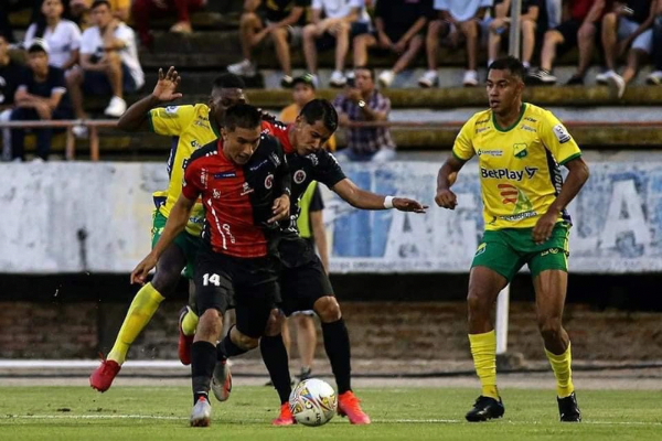 Agónico triunfo del Atlético Huila