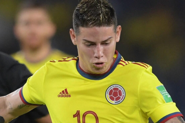 El insólito hecho que obligó la estadía de James en los amistosos